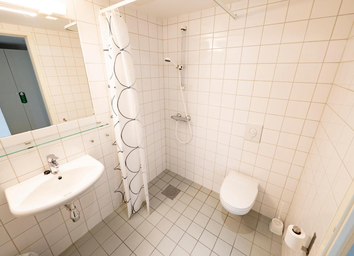 Lofoten Sommerhotell Og Vandrerhjem カベルヴォーグ エクステリア 写真