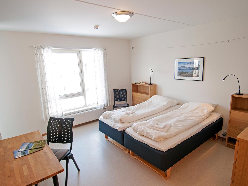 Lofoten Sommerhotell Og Vandrerhjem カベルヴォーグ 部屋 写真